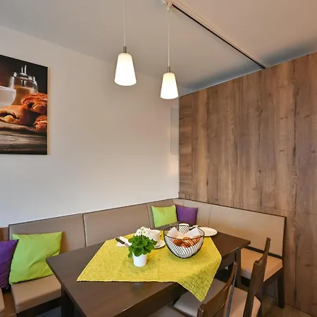 Gaestehaus Stock Trueffeleckle * فريدريشسهافن
