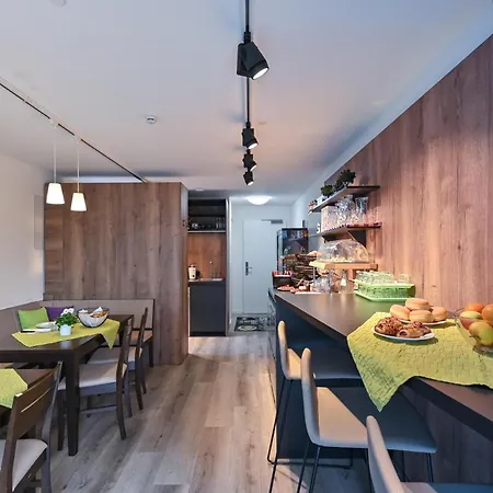 Gaestehaus Stock Trueffeleckle فريدريشسهافن
