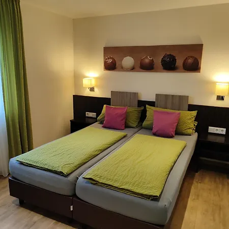 Hotel Gaestehaus Stock Trueffeleckle